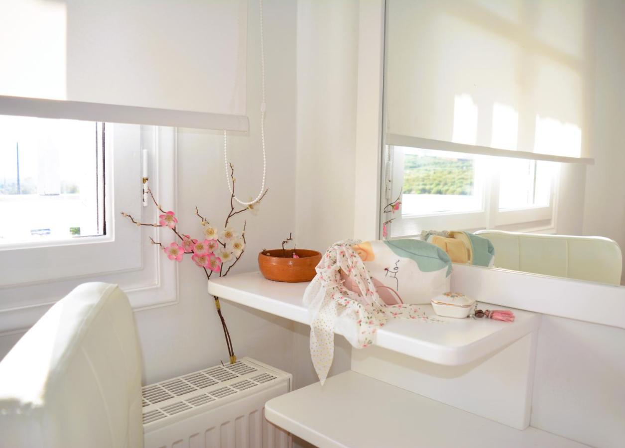 סיסי Tarmaros Apartments מראה חיצוני תמונה