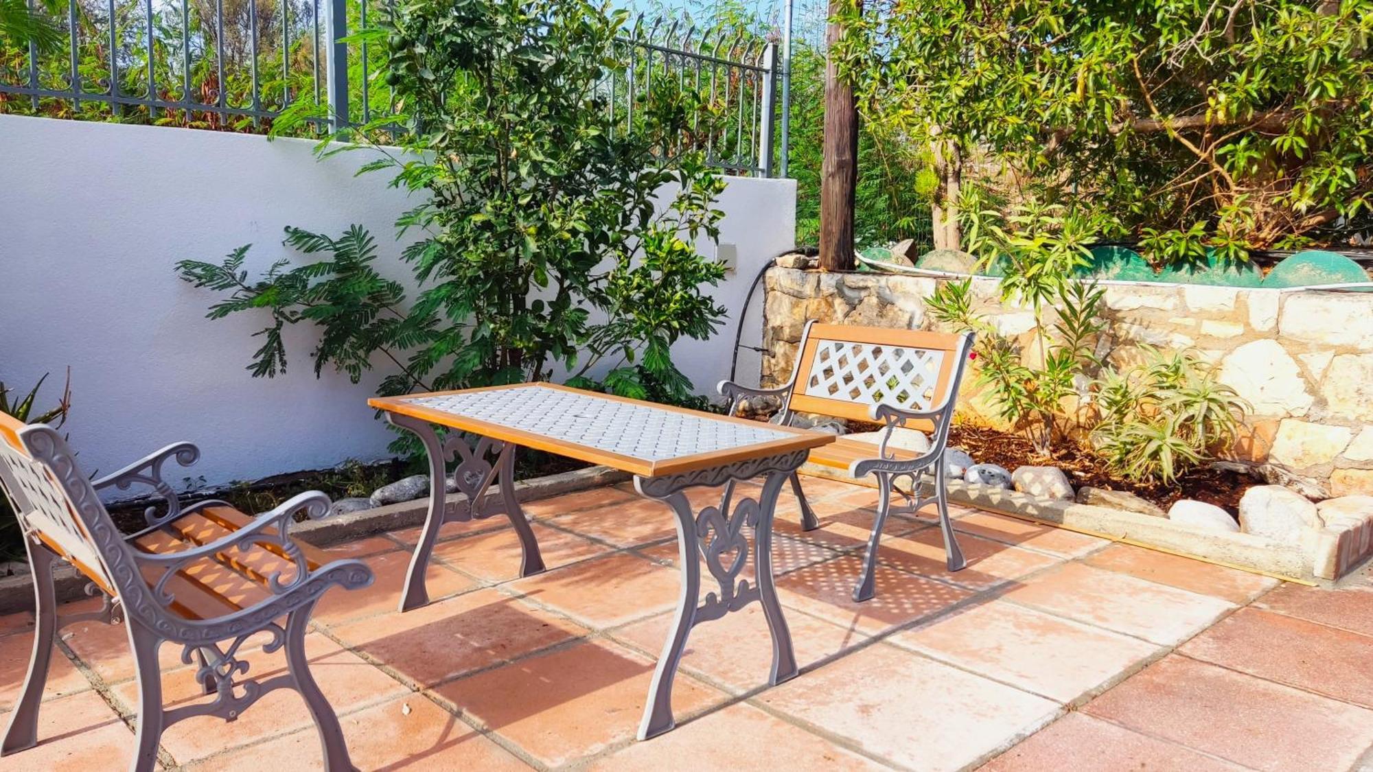 סיסי Tarmaros Apartments מראה חיצוני תמונה